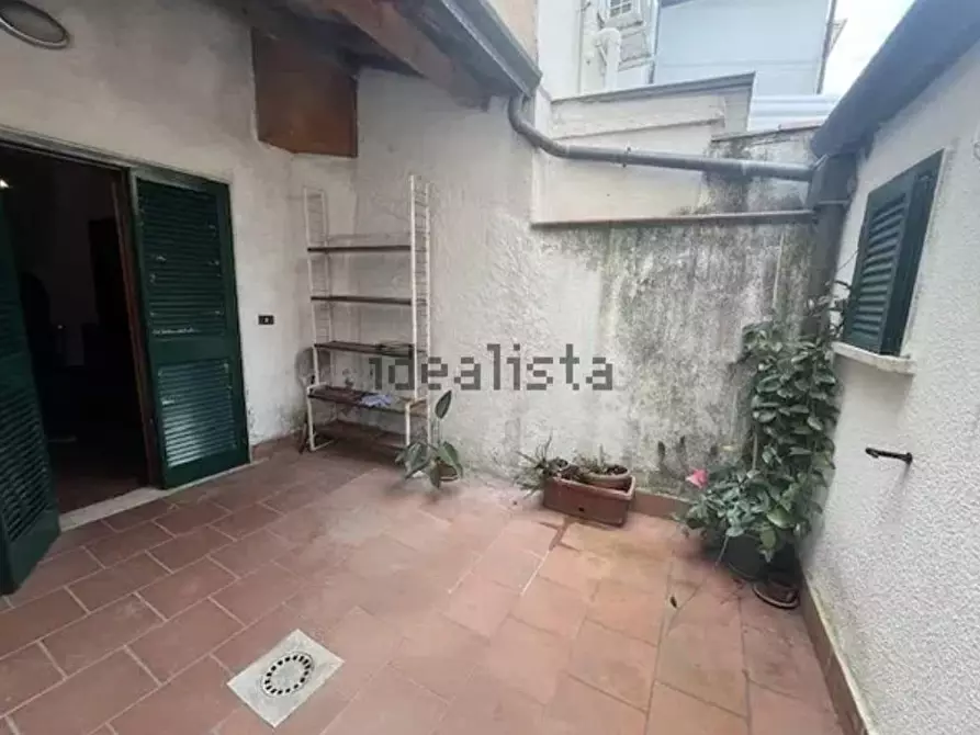 Immagine 18 di Villetta a schiera in vendita  a Viareggio