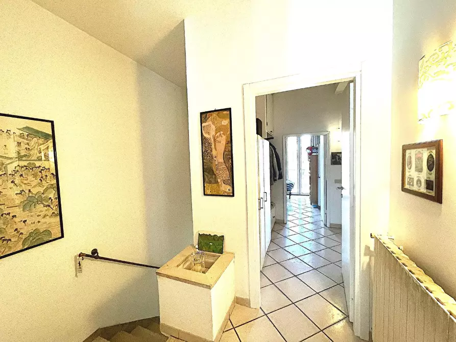 Immagine 10 di Appartamento in vendita  a Empoli