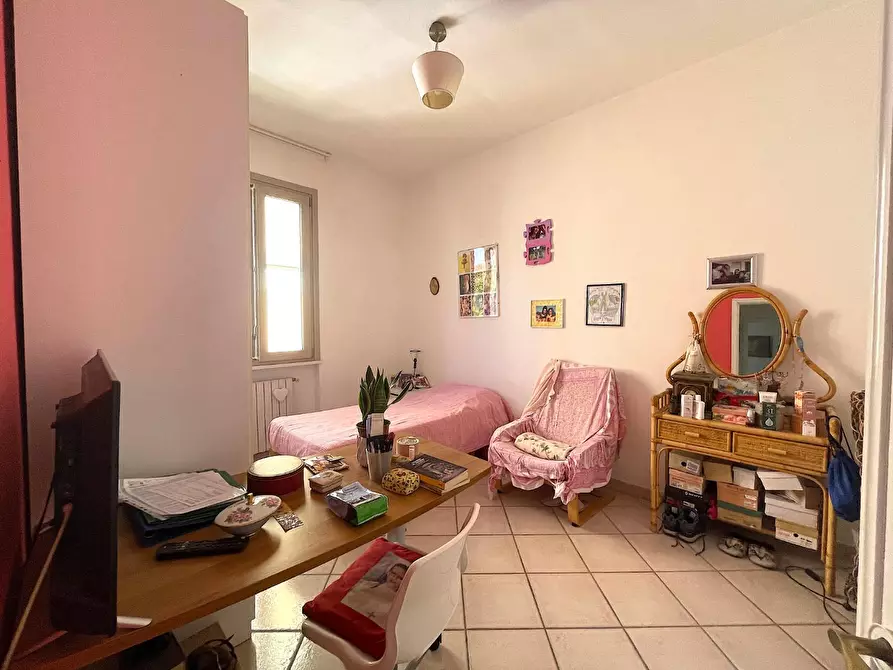 Immagine 24 di Appartamento in vendita  a Empoli