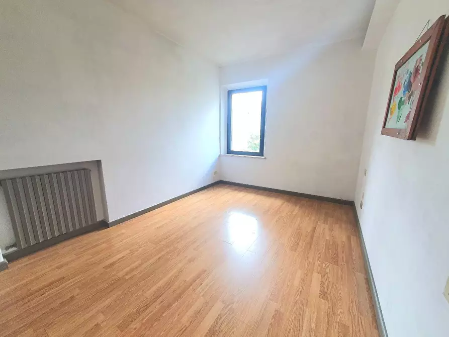 Immagine 35 di Appartamento in vendita  a Lucca