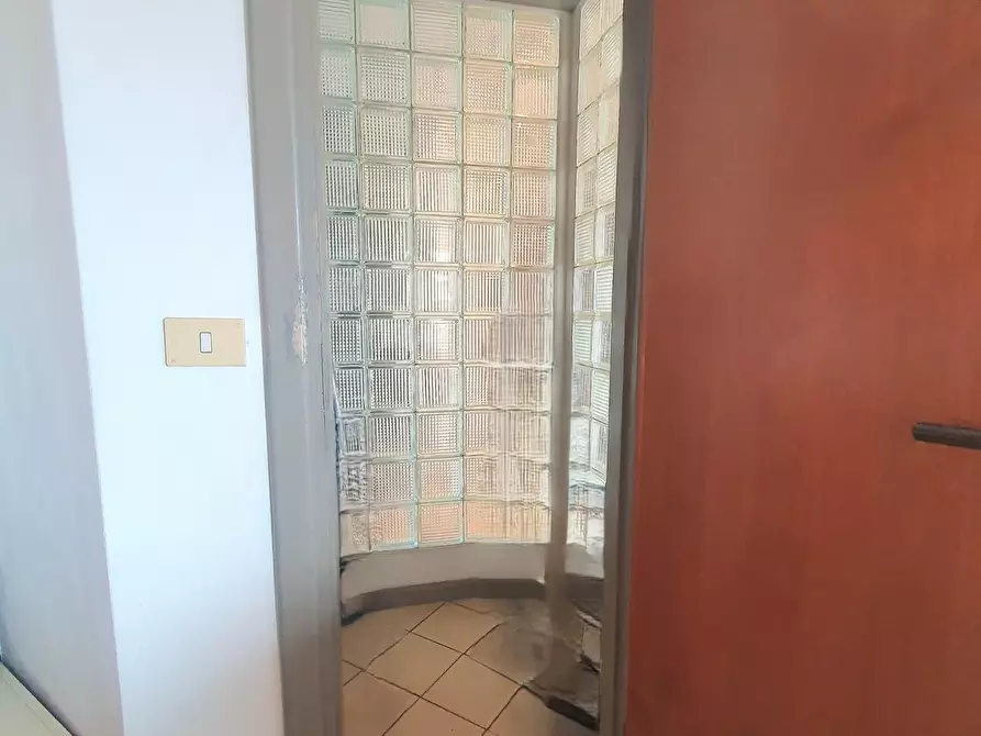 Immagine 10 di Appartamento in vendita  a Lucca