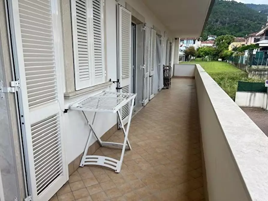 Immagine 12 di Appartamento in vendita  a Massa