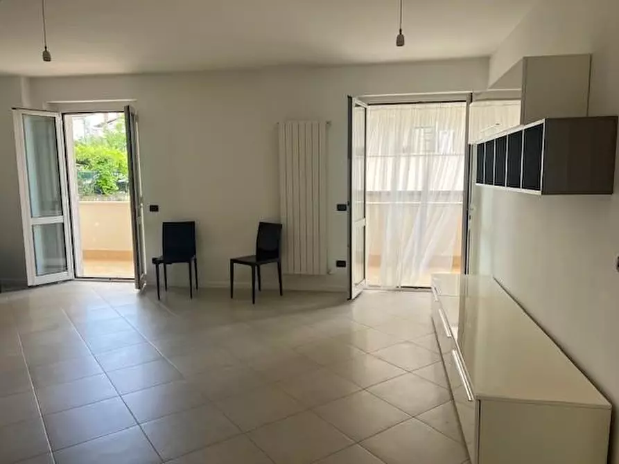 Immagine 6 di Appartamento in vendita  a Massa