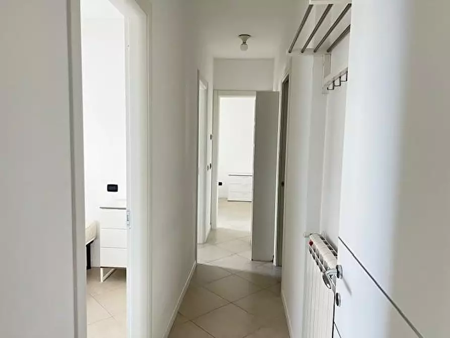 Immagine 13 di Appartamento in vendita  a Massa