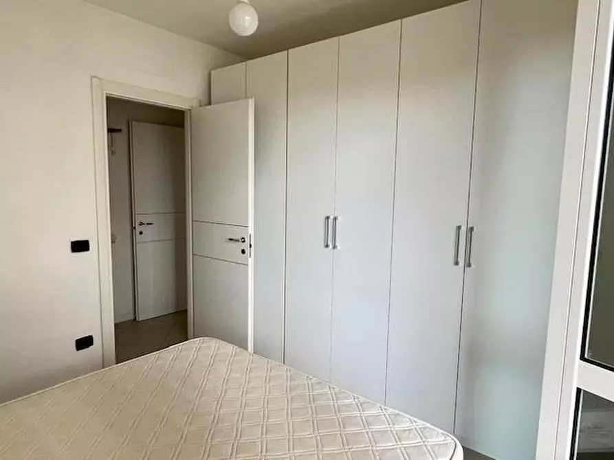 Immagine 17 di Appartamento in vendita  a Massa