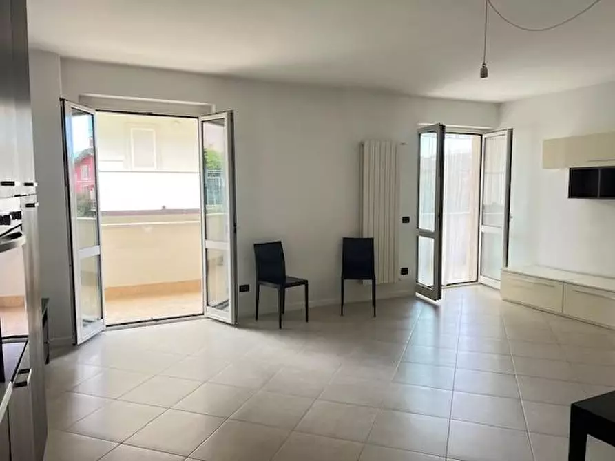 Immagine 8 di Appartamento in vendita  a Massa