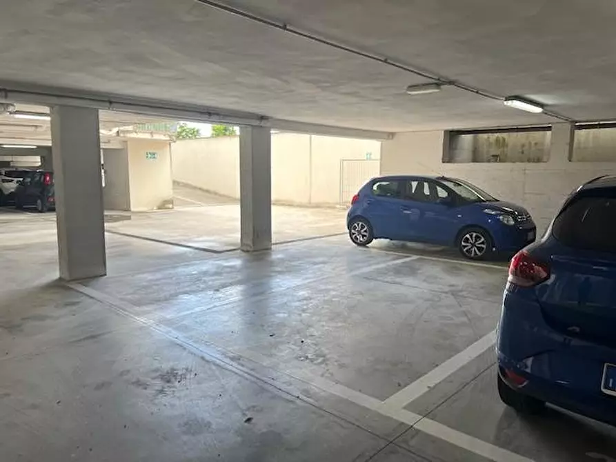 Immagine 20 di Appartamento in vendita  a Massa