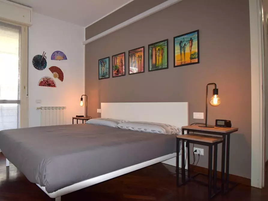 Immagine 10 di Appartamento in vendita  a Viareggio