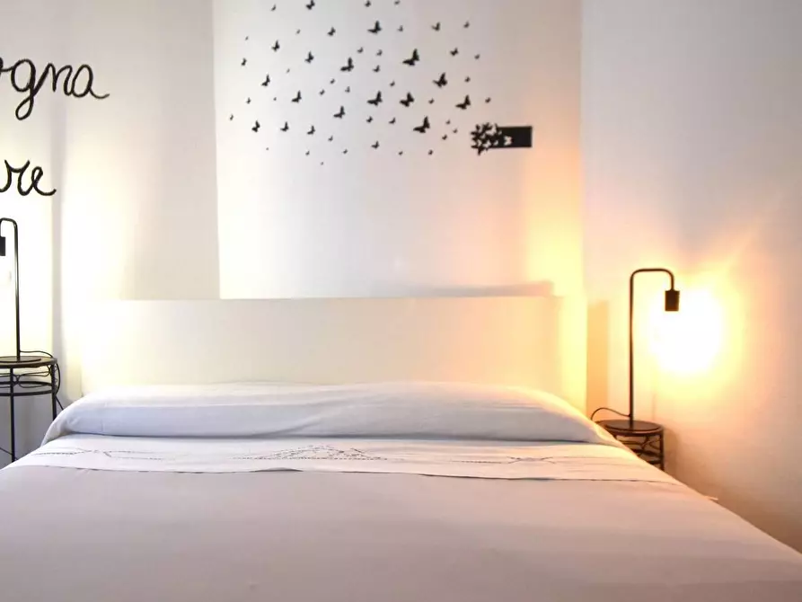 Immagine 12 di Appartamento in vendita  a Viareggio