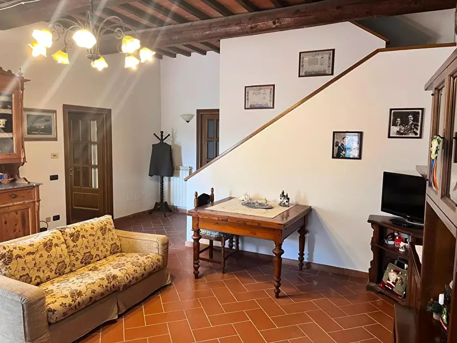 Immagine 6 di Casa colonica in vendita  a Montale