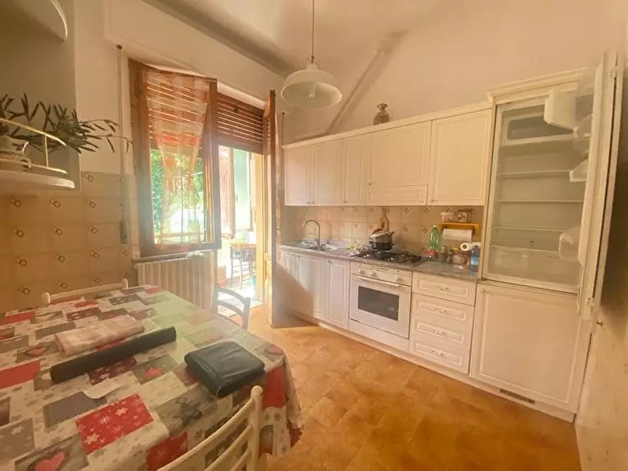 Immagine 16 di Appartamento in vendita  a Siena