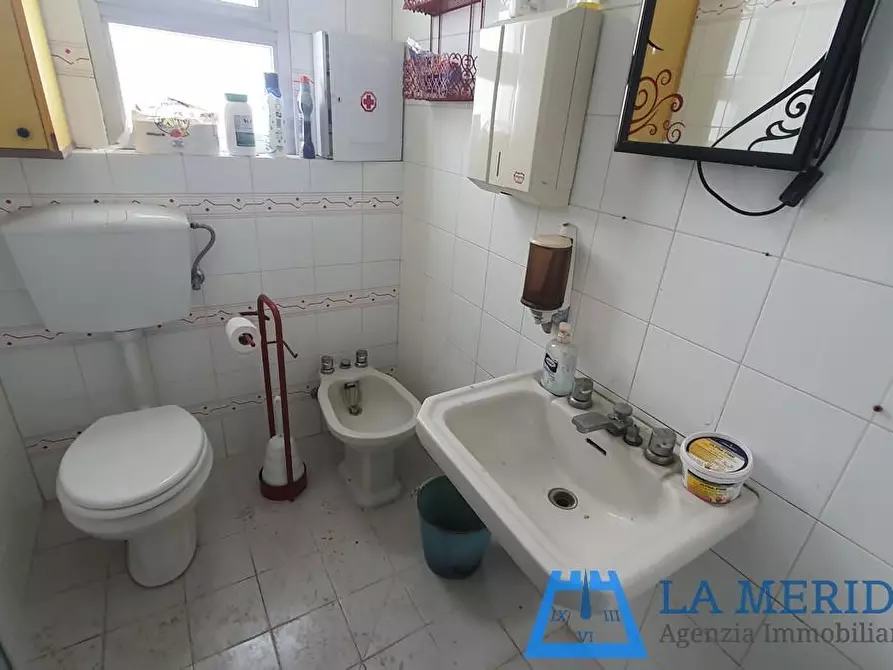 Immagine 18 di Attività artigianale in vendita  a Vinci