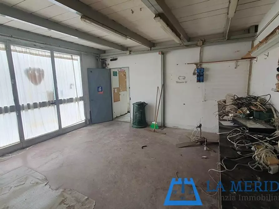 Immagine 9 di Attività artigianale in vendita  a Vinci