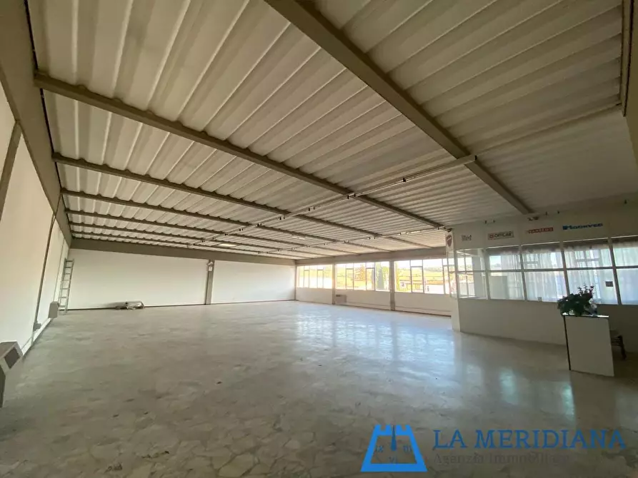 Immagine 5 di Attività artigianale in vendita  a Vinci