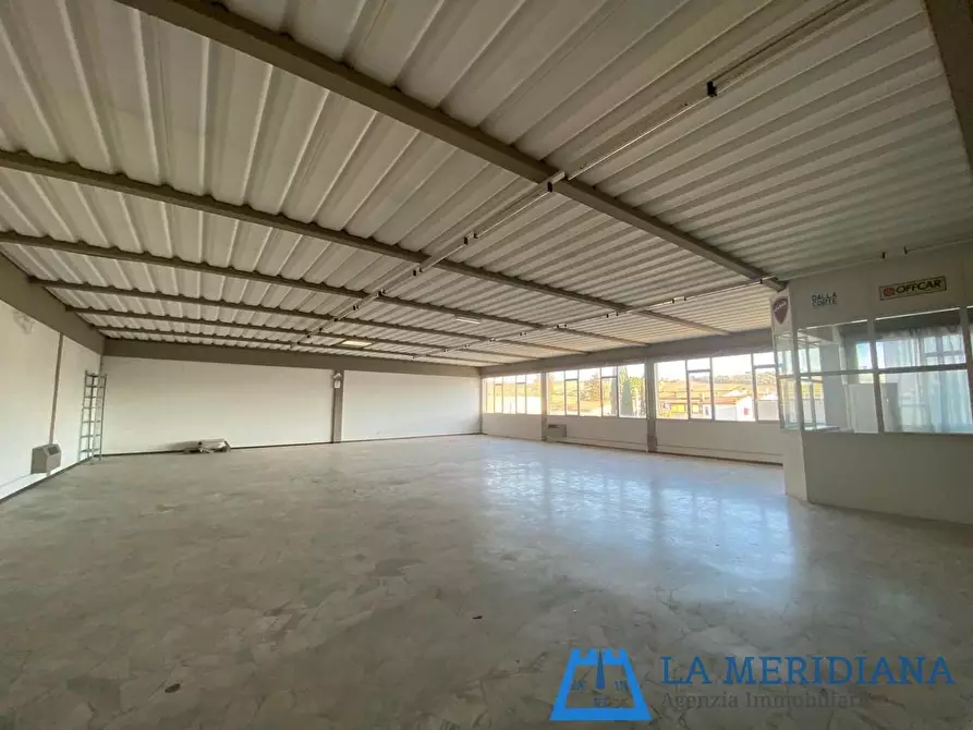 Immagine 4 di Attività artigianale in vendita  a Vinci