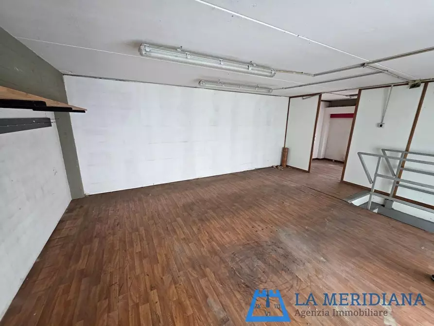 Immagine 7 di Attività artigianale in vendita  a Vinci