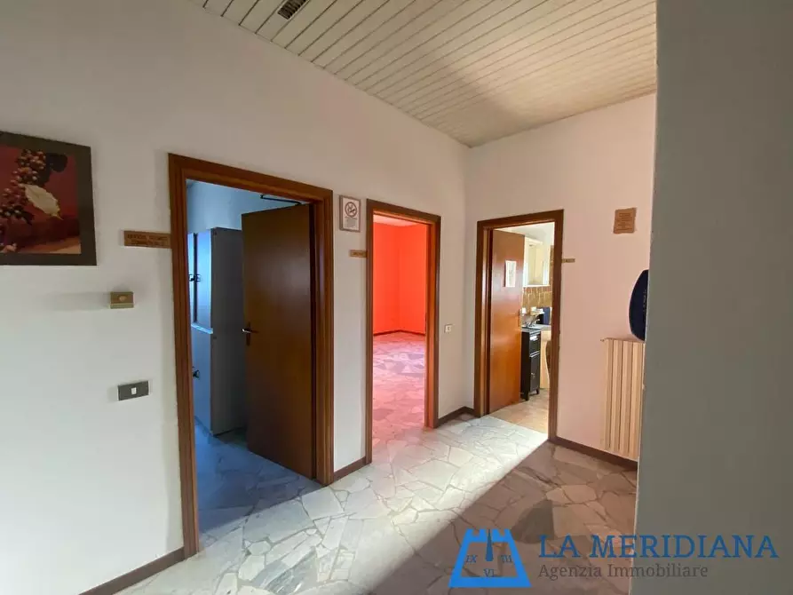 Immagine 46 di Attività artigianale in vendita  a Vinci