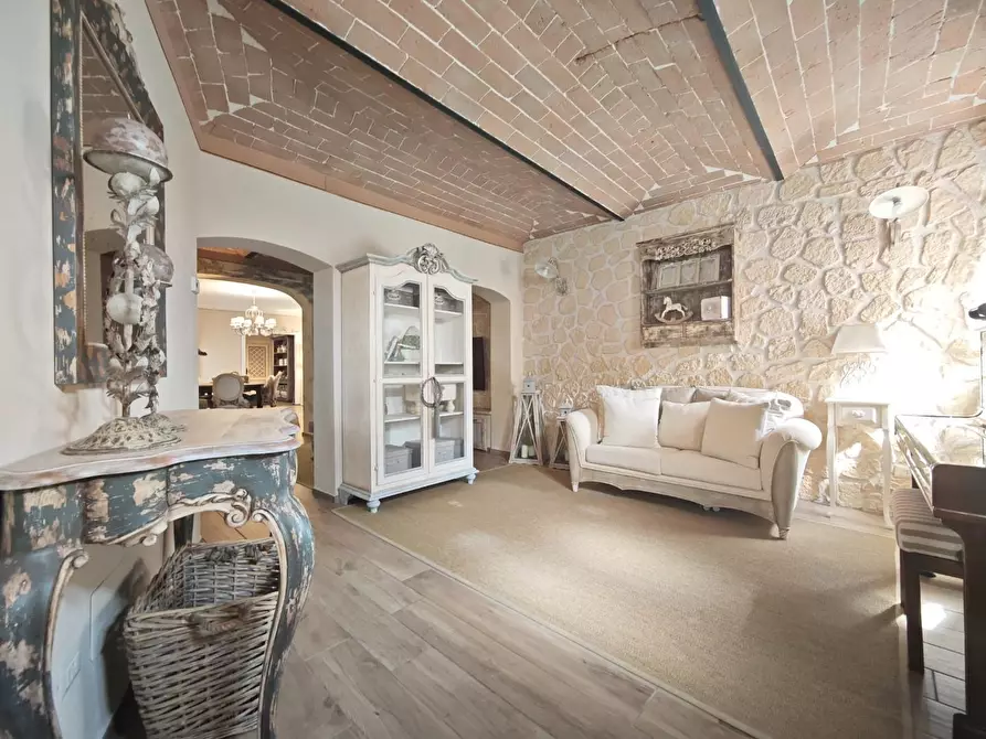 Immagine 19 di Casa semindipendente in vendita  a Capannoli