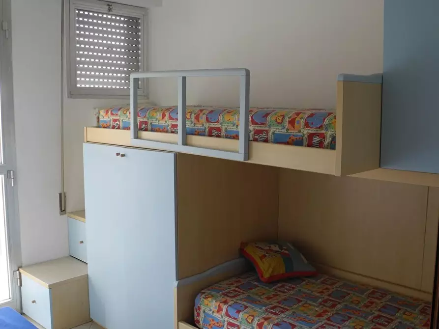 Immagine 6 di Villetta a schiera in vendita  a Montignoso