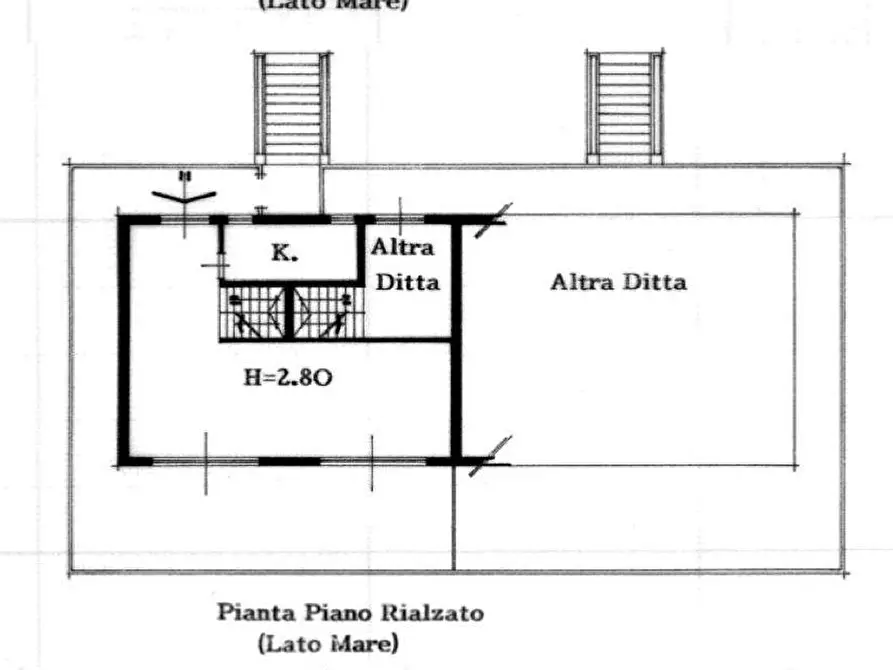 Immagine 15 di Villetta a schiera in vendita  a Montignoso