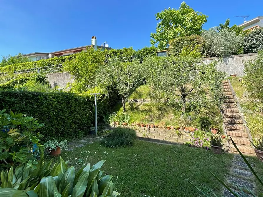 Immagine 43 di Villetta a schiera in vendita  a San Miniato