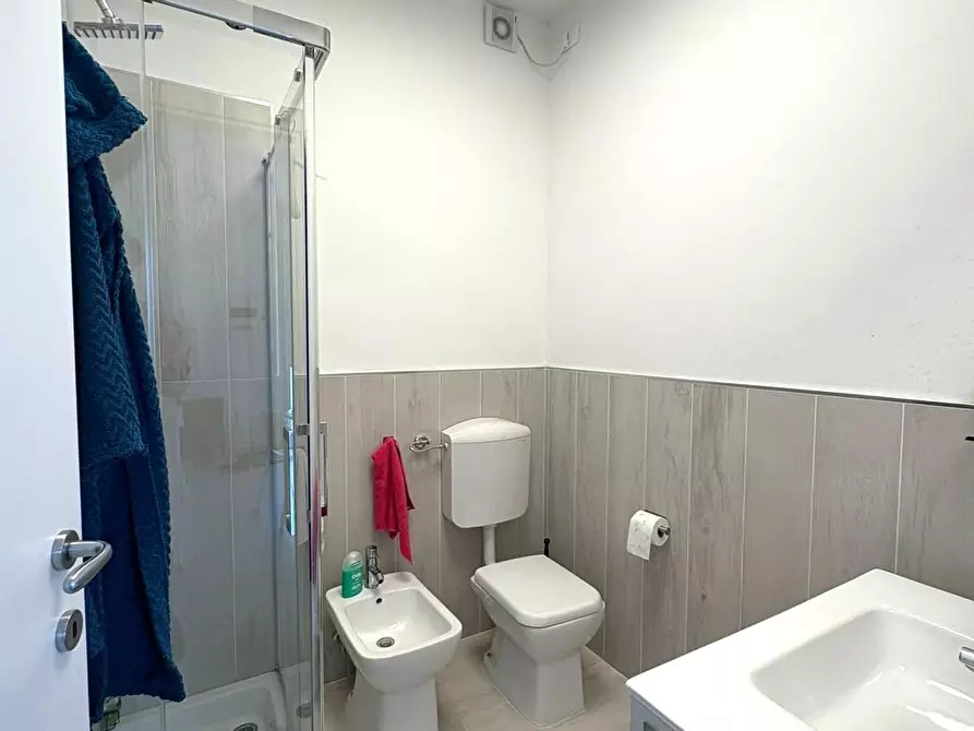 Immagine 5 di Appartamento in vendita  a Massa