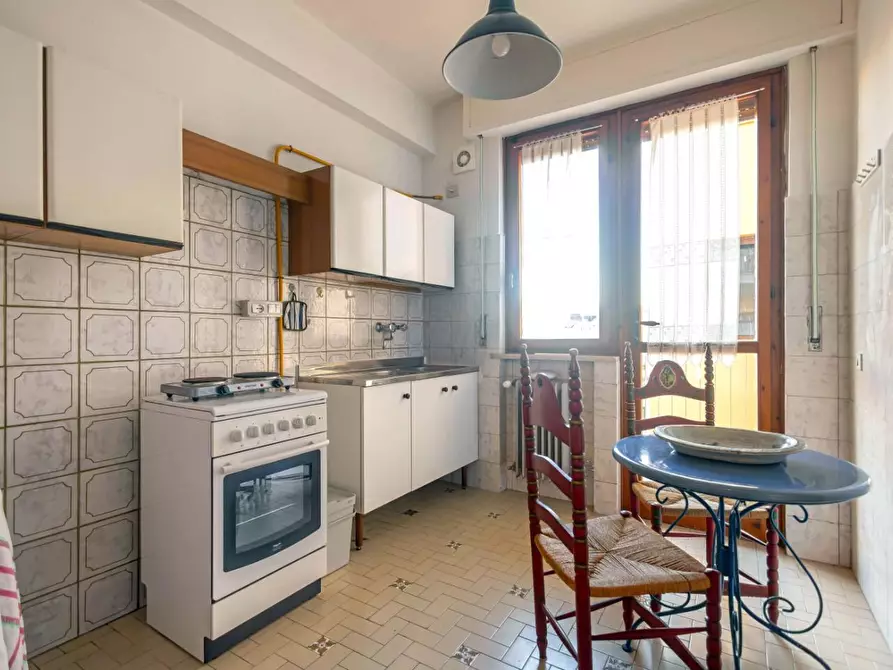 Immagine 10 di Appartamento in vendita  a Pisa