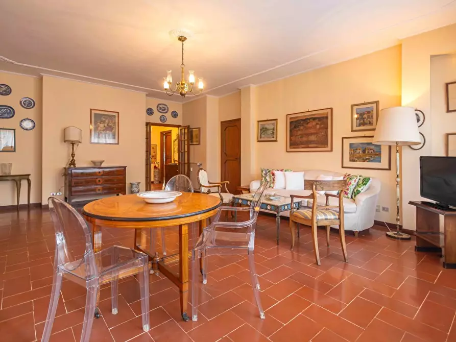 Immagine 5 di Appartamento in vendita  a Pisa