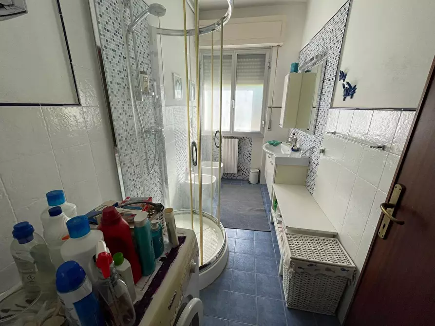 Immagine 9 di Appartamento in vendita  a Montignoso