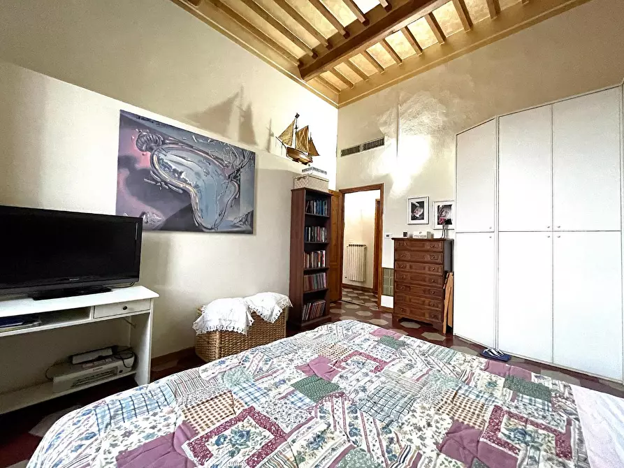 Immagine 18 di Appartamento in vendita  a Empoli