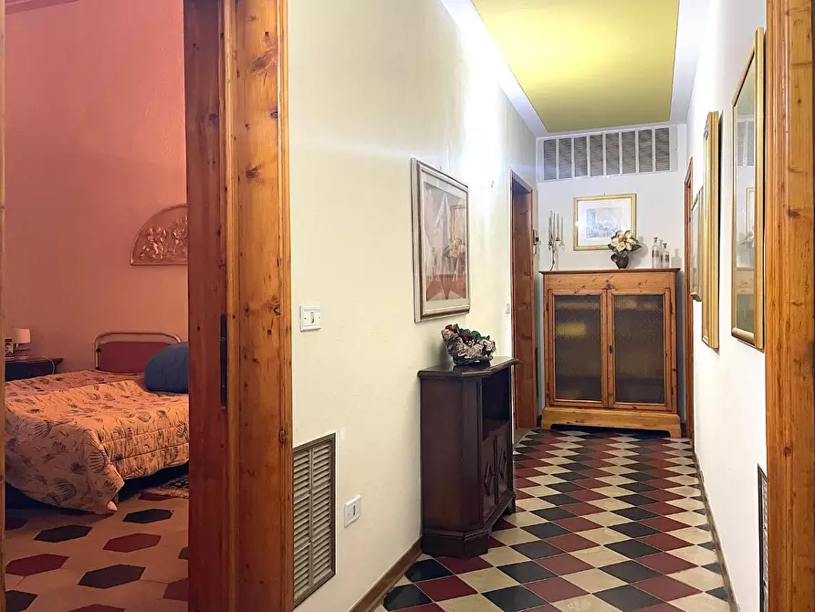 Immagine 6 di Appartamento in vendita  a Empoli