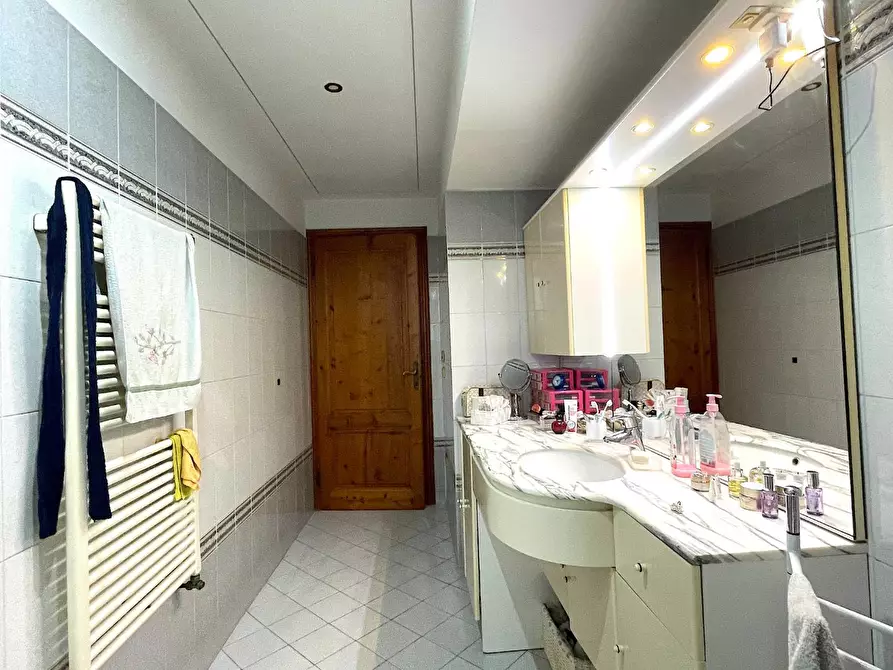 Immagine 13 di Appartamento in vendita  a Empoli