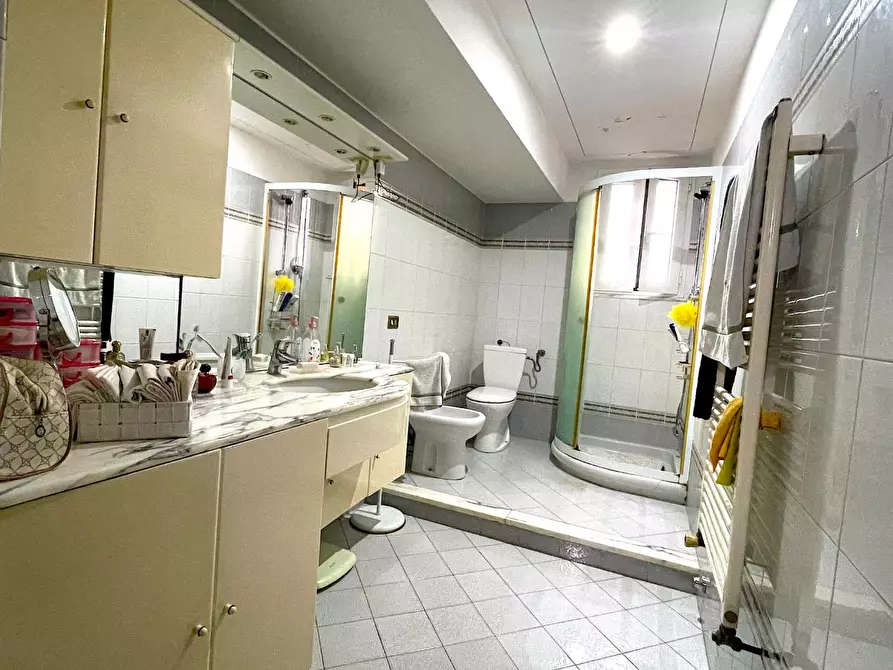 Immagine 12 di Appartamento in vendita  a Empoli