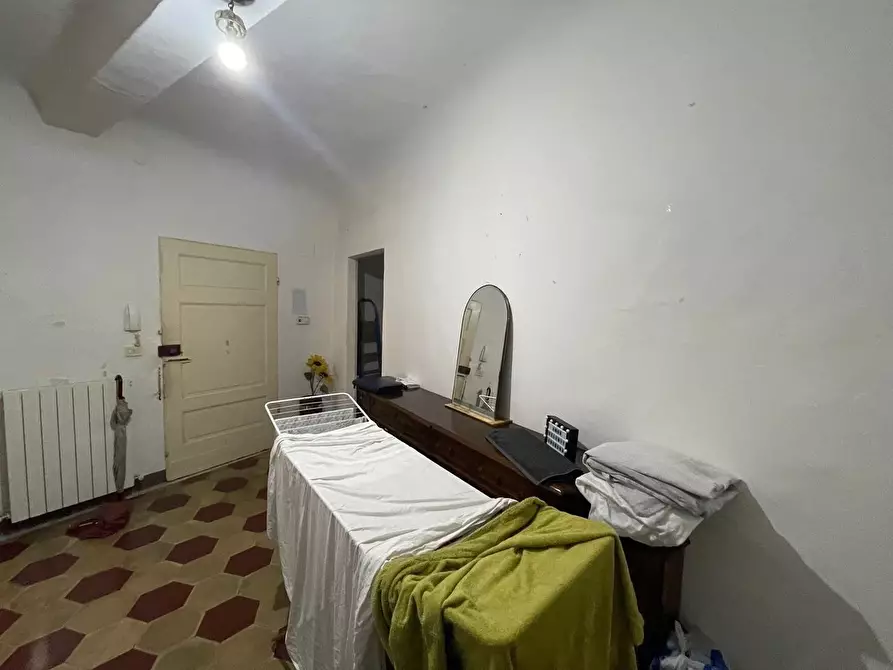Immagine 20 di Appartamento in vendita  a Siena