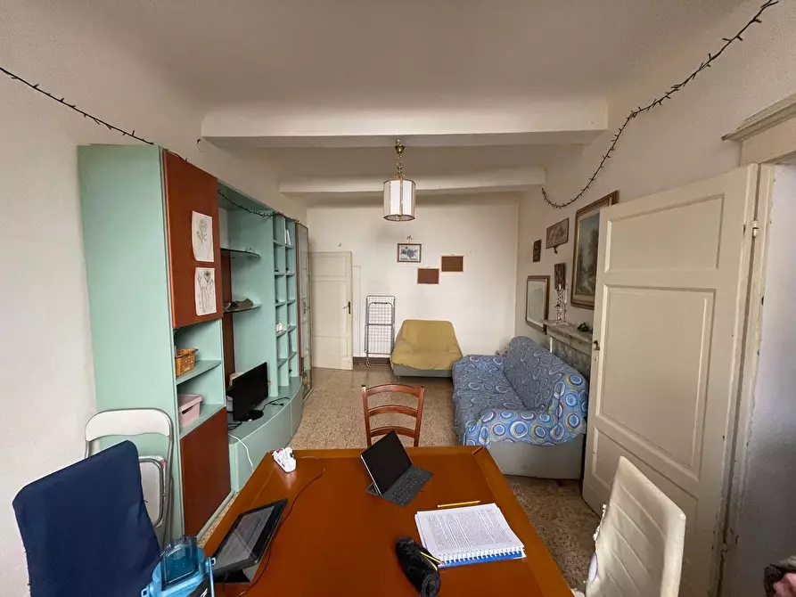 Immagine 33 di Appartamento in vendita  a Siena