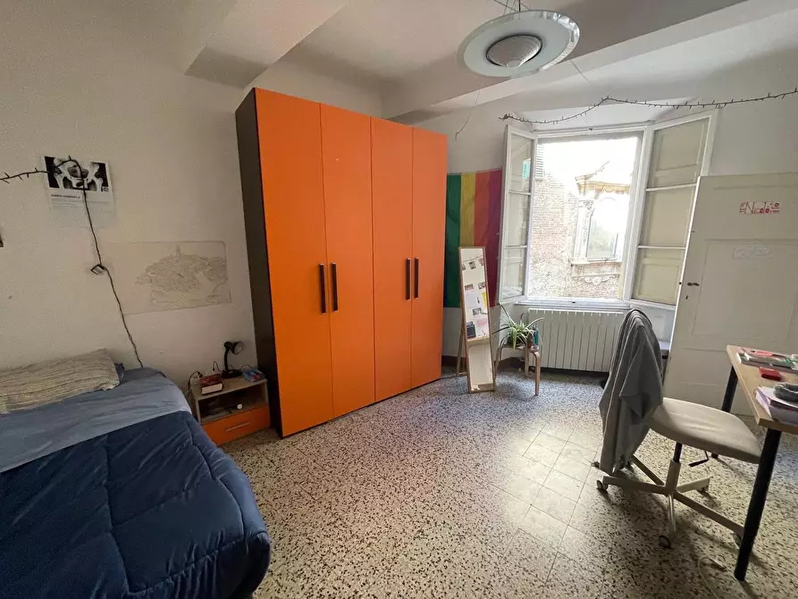 Immagine 32 di Appartamento in vendita  a Siena