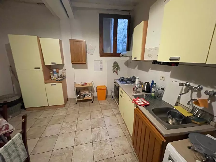 Immagine 5 di Appartamento in vendita  a Siena