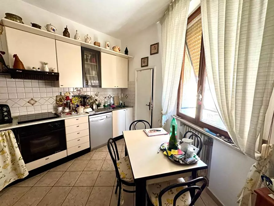 Immagine 19 di Appartamento in vendita  a Siena