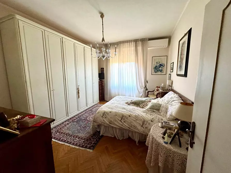 Immagine 25 di Appartamento in vendita  a Siena