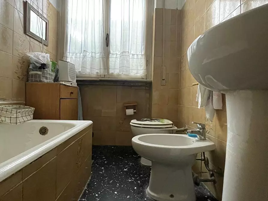 Immagine 5 di Appartamento in vendita  a Viareggio