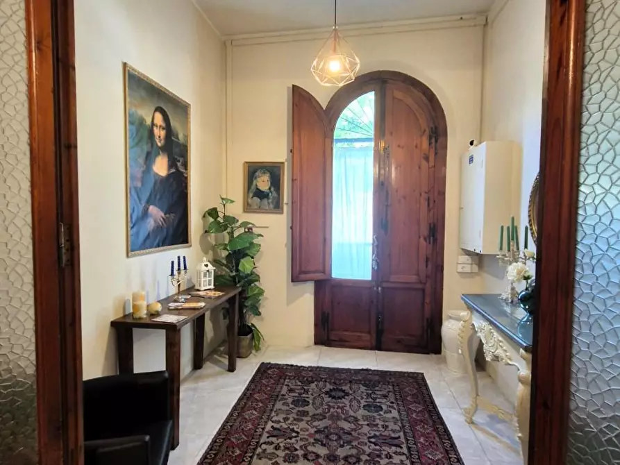 Immagine 22 di Palazzo in vendita  a Fucecchio