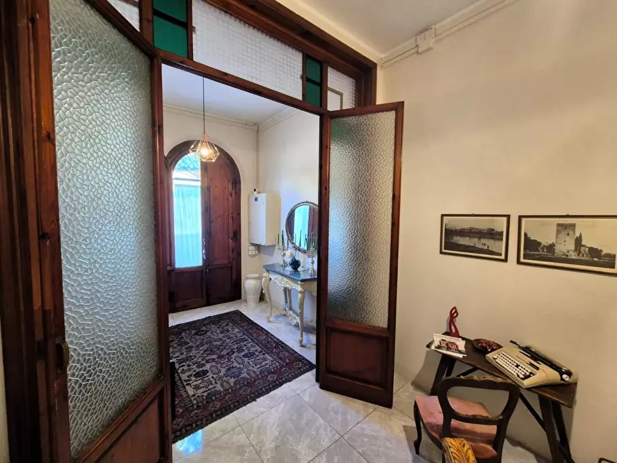 Immagine 23 di Palazzo in vendita  a Fucecchio