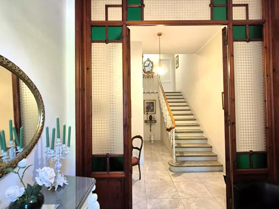 Immagine 14 di Palazzo in vendita  a Fucecchio