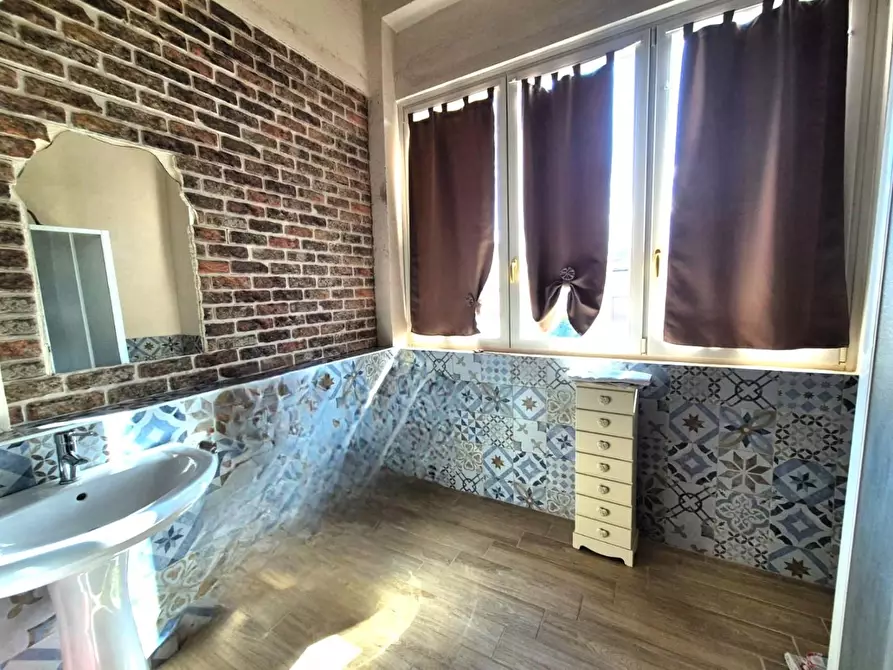 Immagine 9 di Palazzo in vendita  a Fucecchio