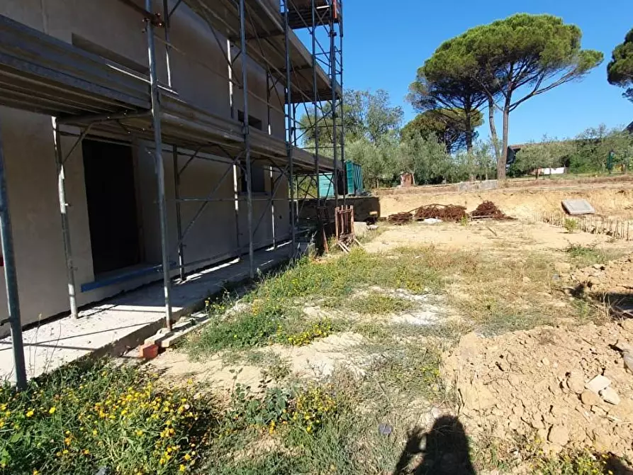 Immagine 14 di Villa in vendita  a Altopascio