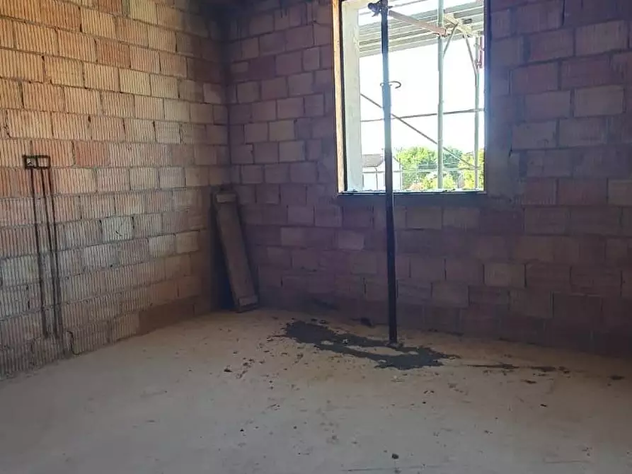 Immagine 19 di Villa in vendita  a Altopascio