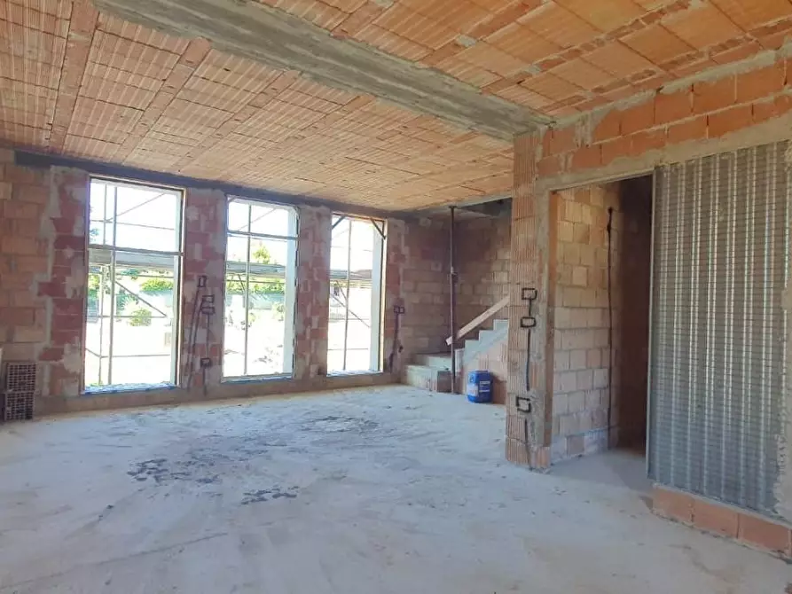 Immagine 27 di Villa in vendita  a Altopascio