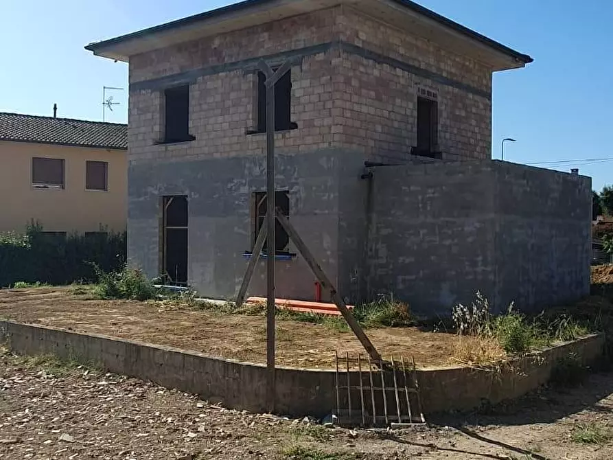 Immagine 18 di Villa in vendita  a Altopascio
