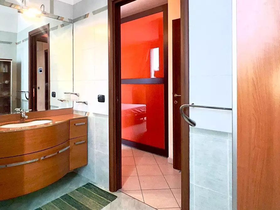 Immagine 23 di Appartamento in vendita  a Pietrasanta