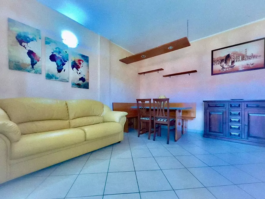 Immagine 1 di Appartamento in vendita  a Pietrasanta